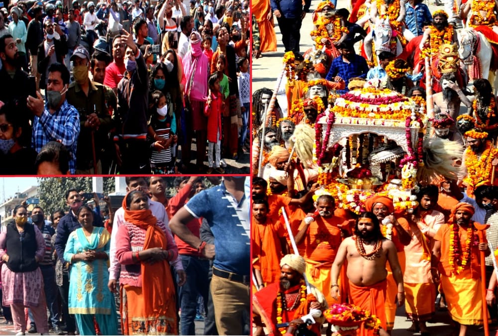 Haridwar Kumbh Mela 2021: Huge Crow for See Niranjani Akhara Royal Peshwai photos