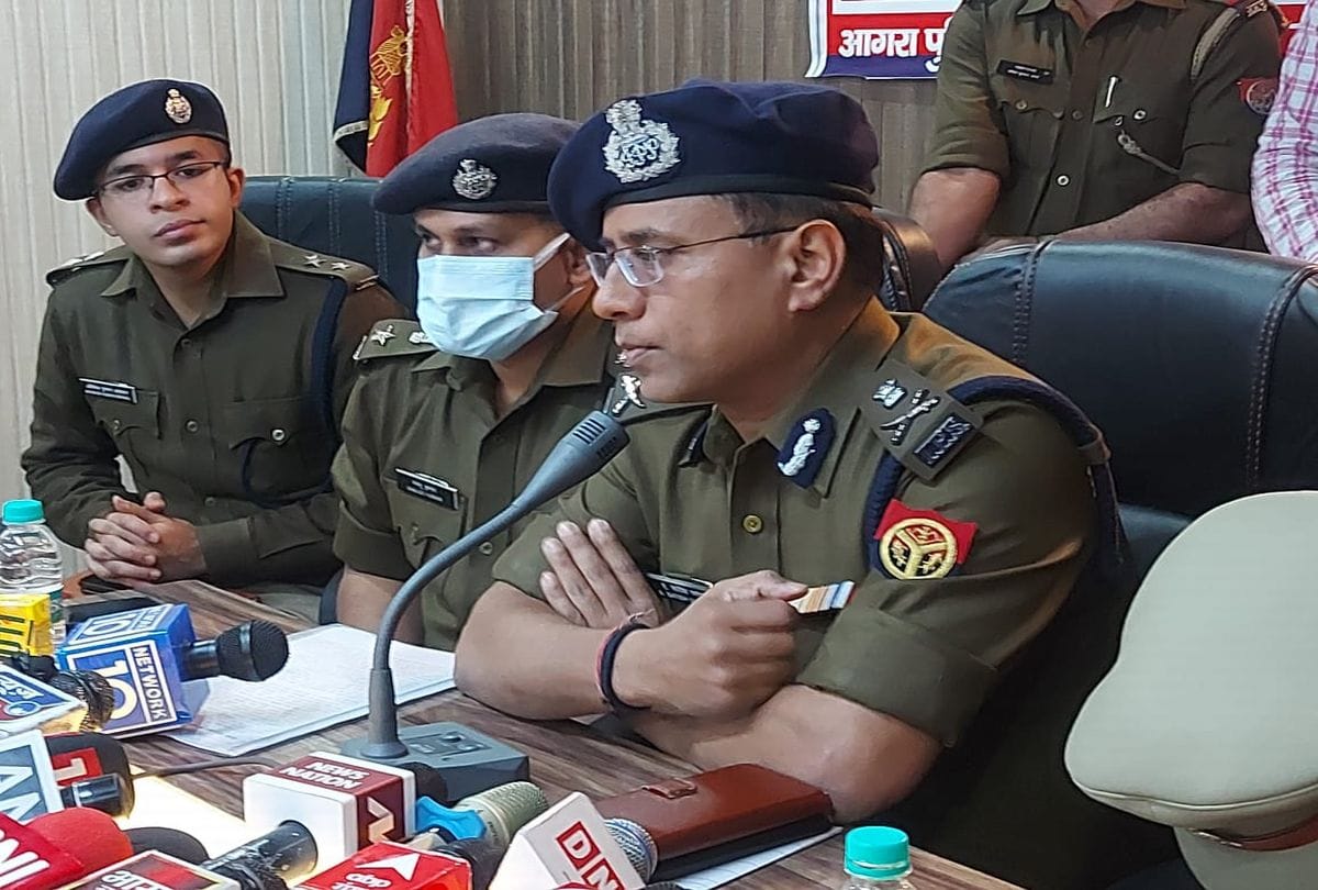 Minor Girl Wants To Be A Doctor Goes For Study In Delhi Agra Police Recovered