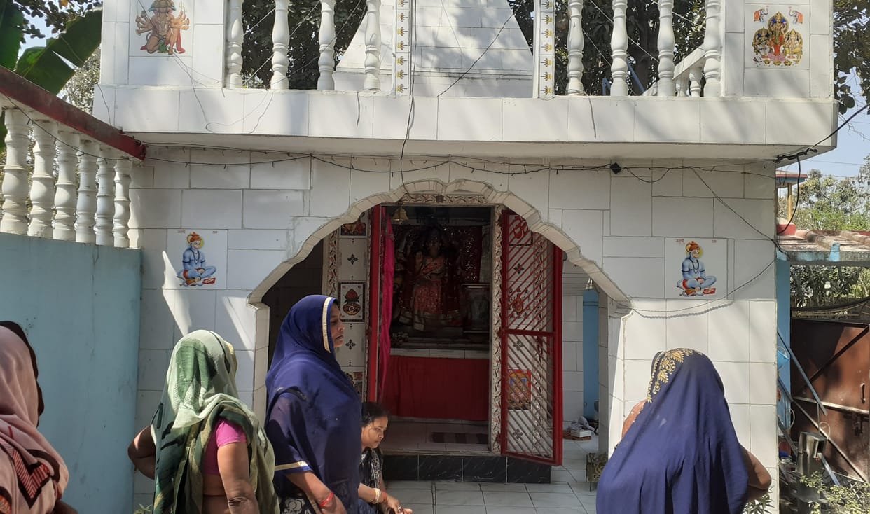 Silver statue stolen from temple in Azamgarh, jewelery also taken away by thieves
