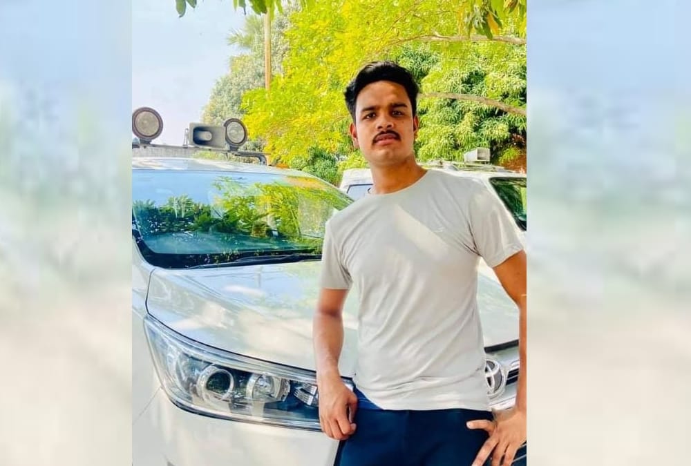 Truth behind MP Kaushal Kishor's son get shot.