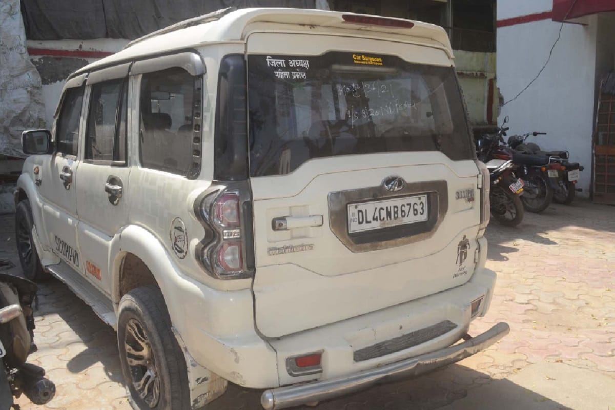 Baghpat News: Four people arrested including two women with 46 kg ganja