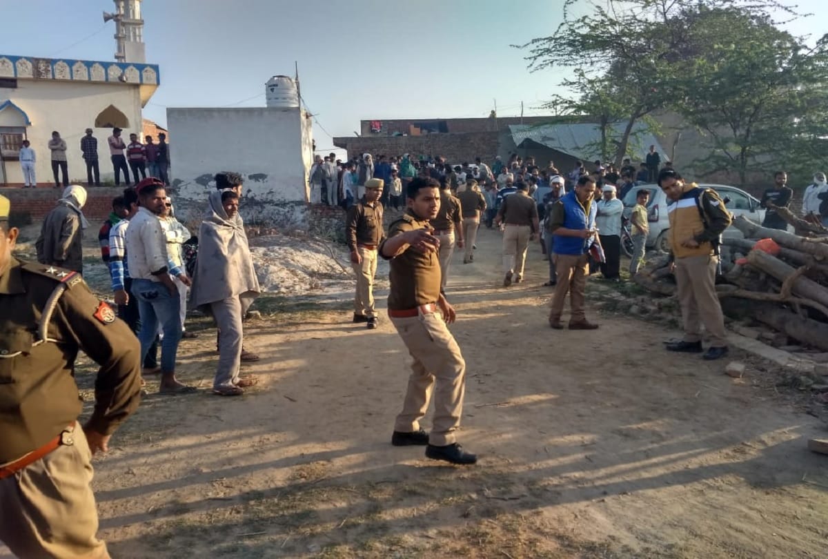 bulandshahr murder case man murdered his wife and two daughters in suspicion of character See photos
