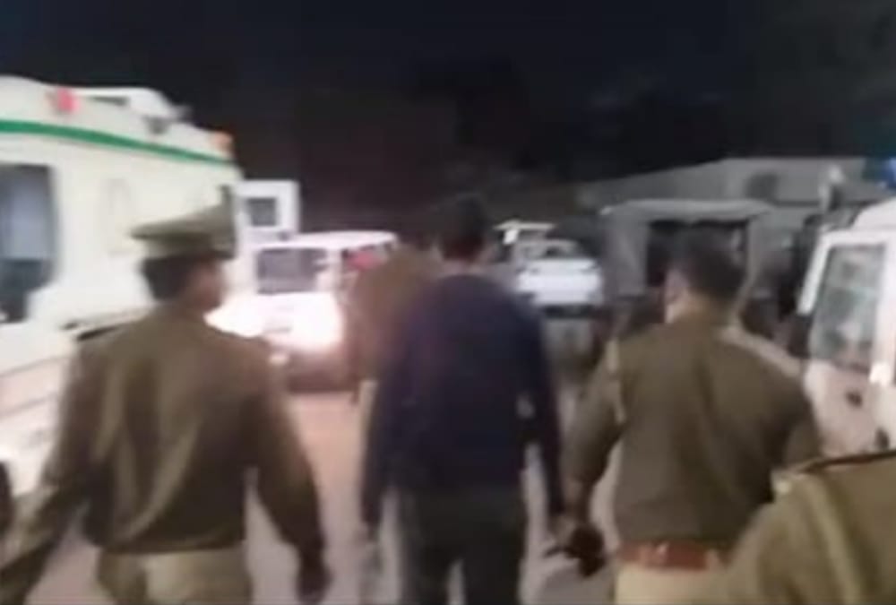 Wife of BJP MP Kaushal Kishore's son Ayush threatens to suicide.