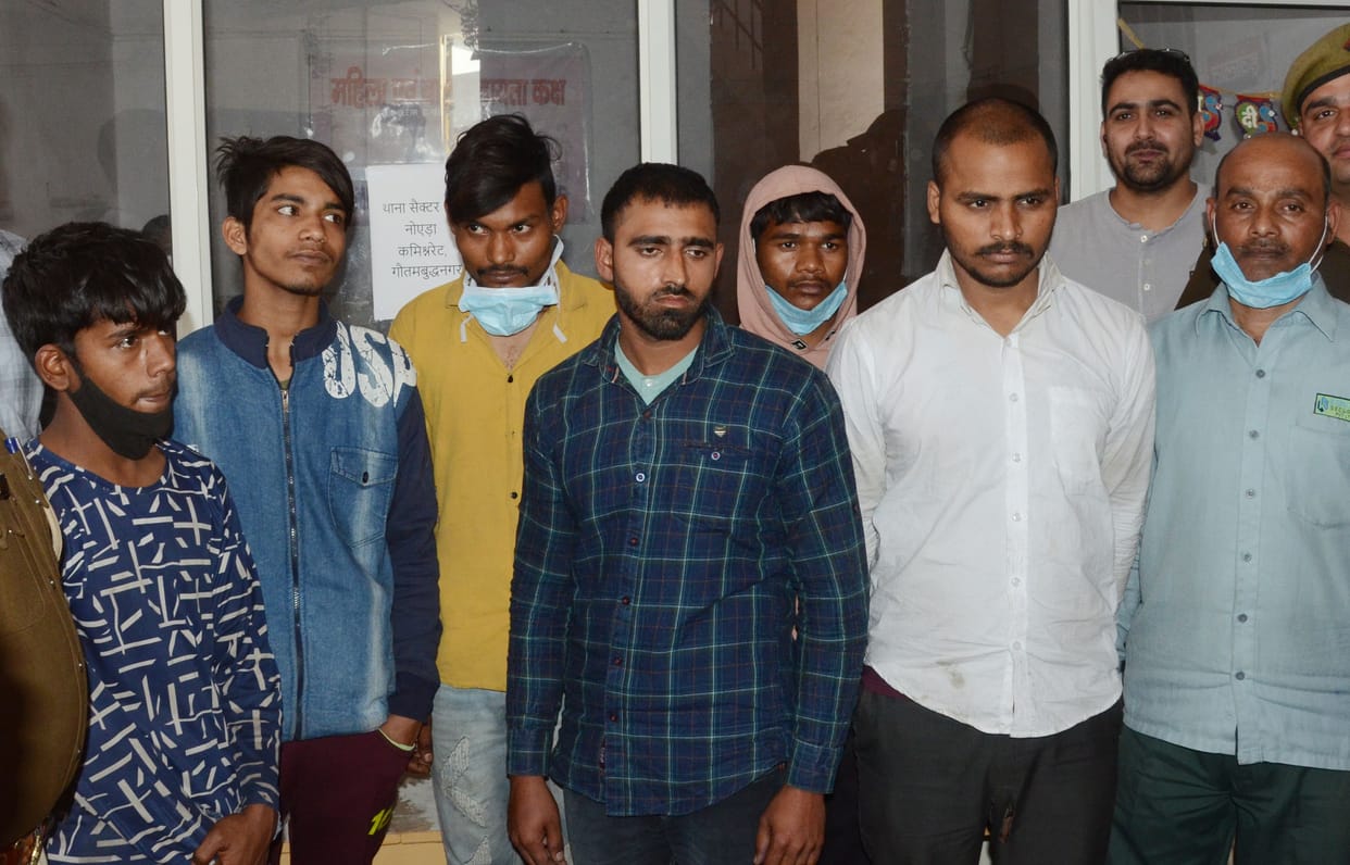 Reveal of gangs stealing branded clothes from closed factories