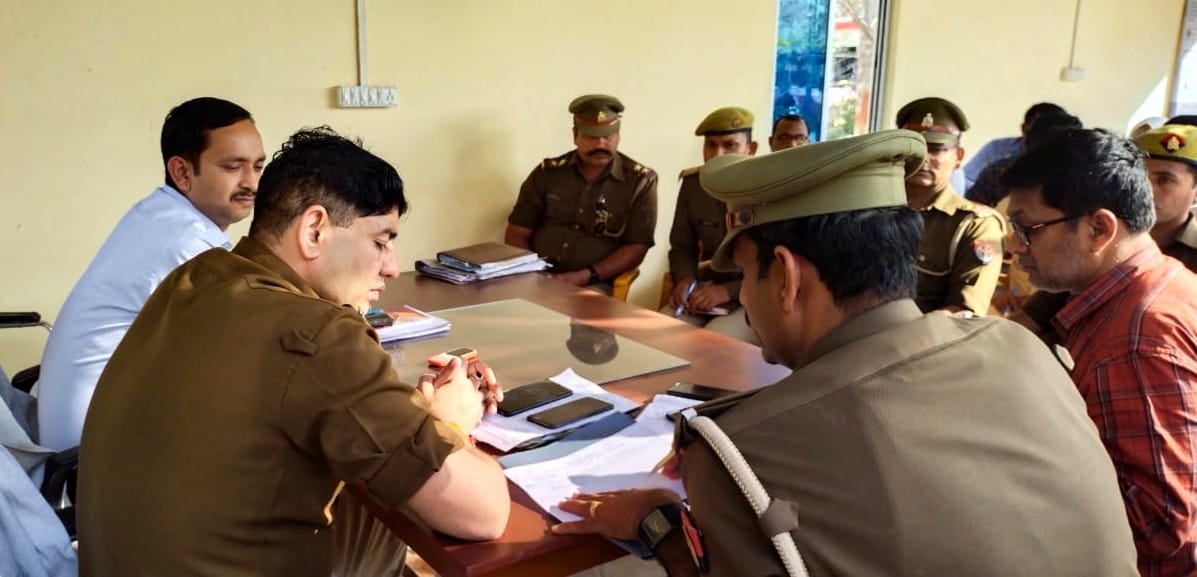 Azamgarh: Increase in stir as soon as reservation list is released, increased police activism