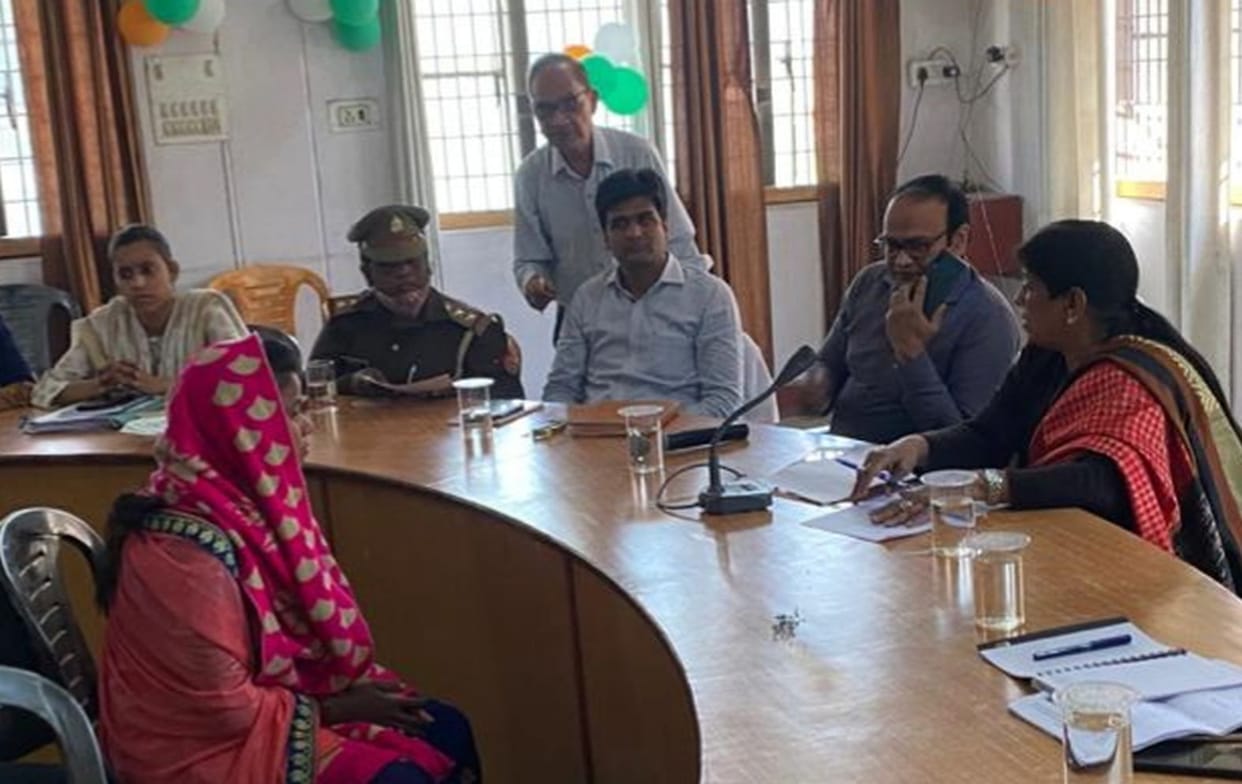 Women Commission members heard pain of women suffering