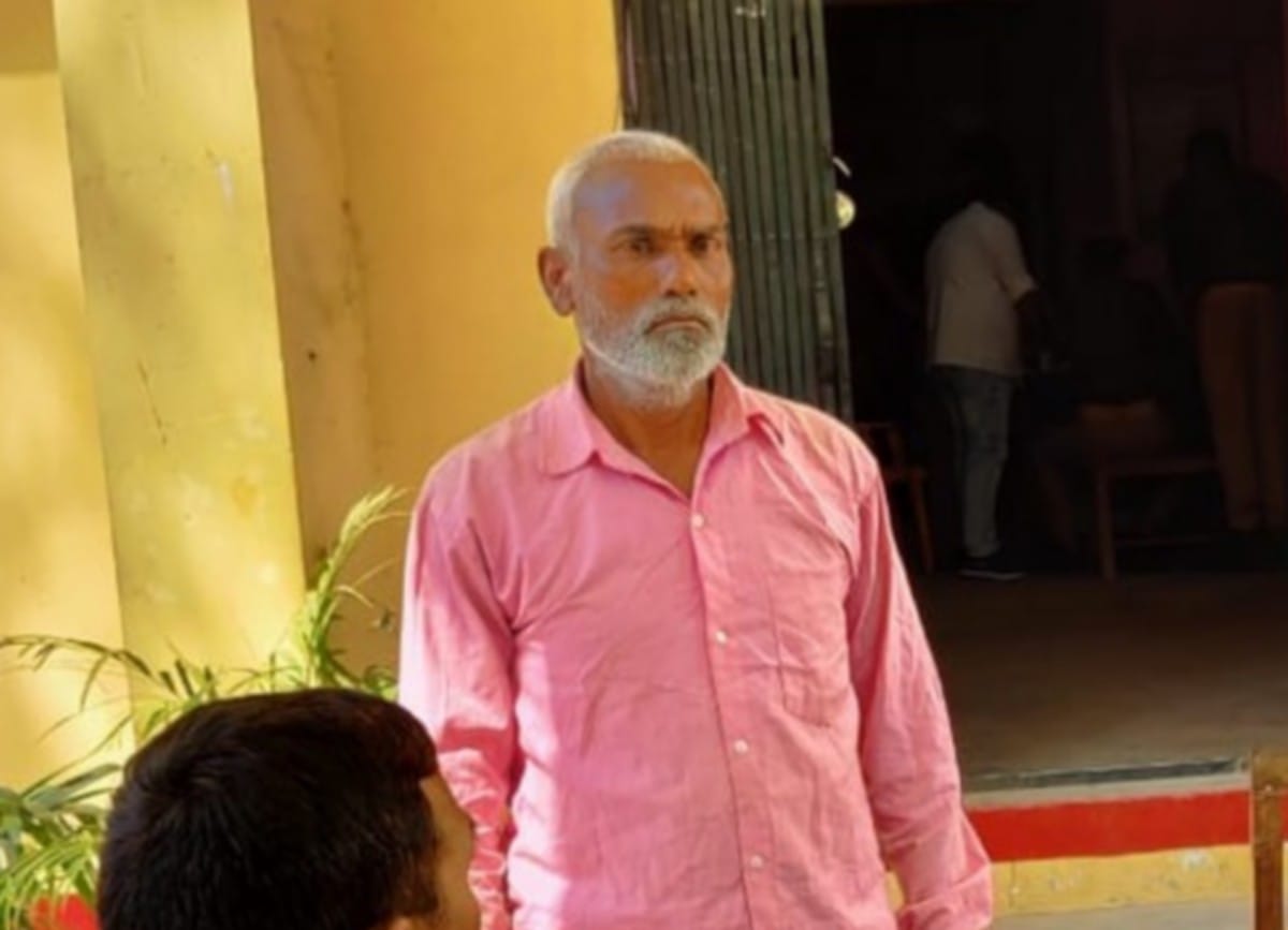 Man plotting his death by killing dog found alive after 13 year four people sentenced jail in bhadohi