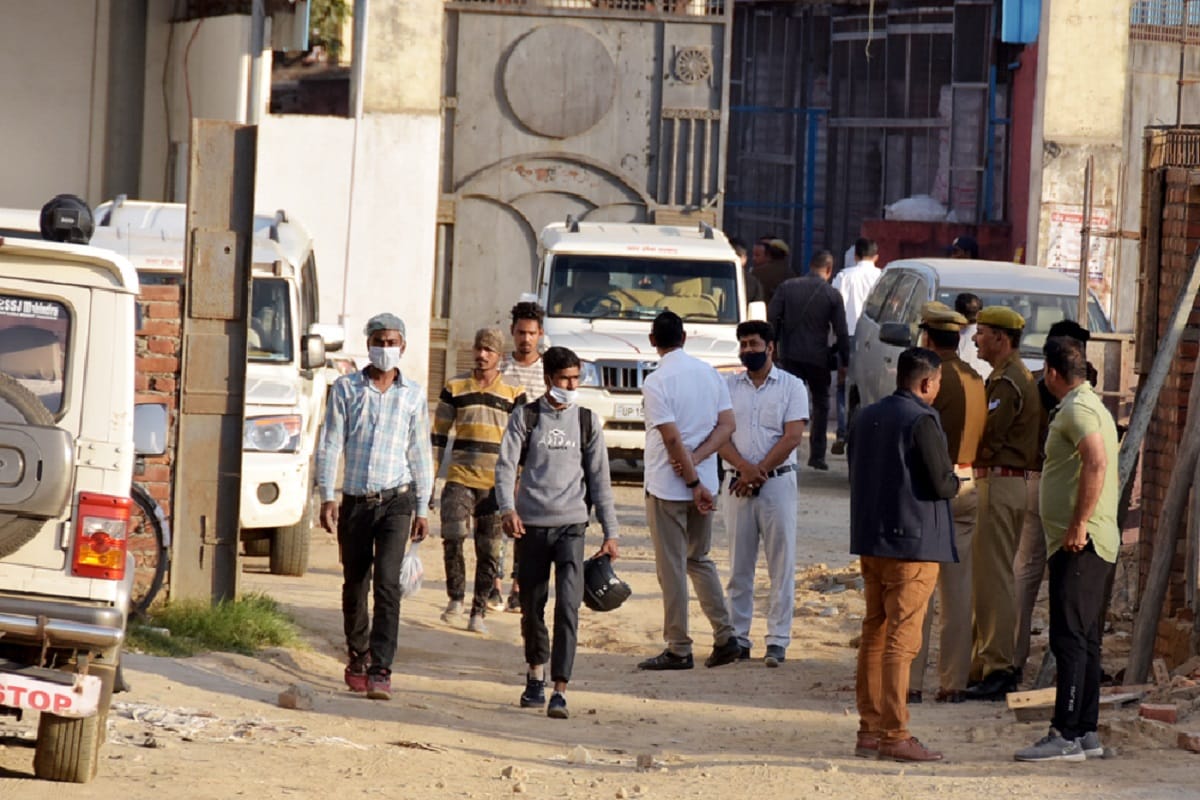 STF team has raid in many villages of Saharanpur of Uttar Pradesh