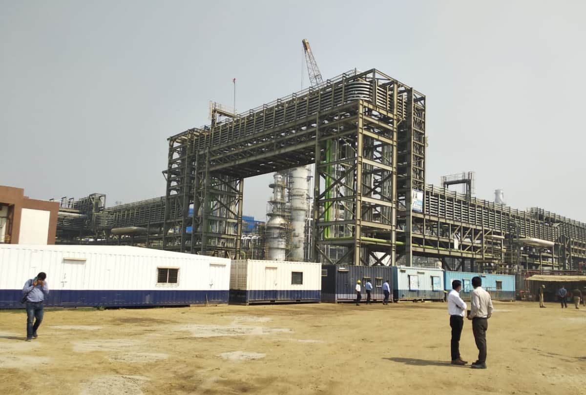 gorakhpur Fertilizer factory Production of urea will start by Holi