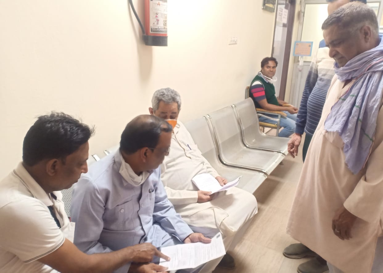 The corporation commissioner ordered the registration of 181 shopkeepers of Hisar and Old Sabzi Mandi Road in 10 days.