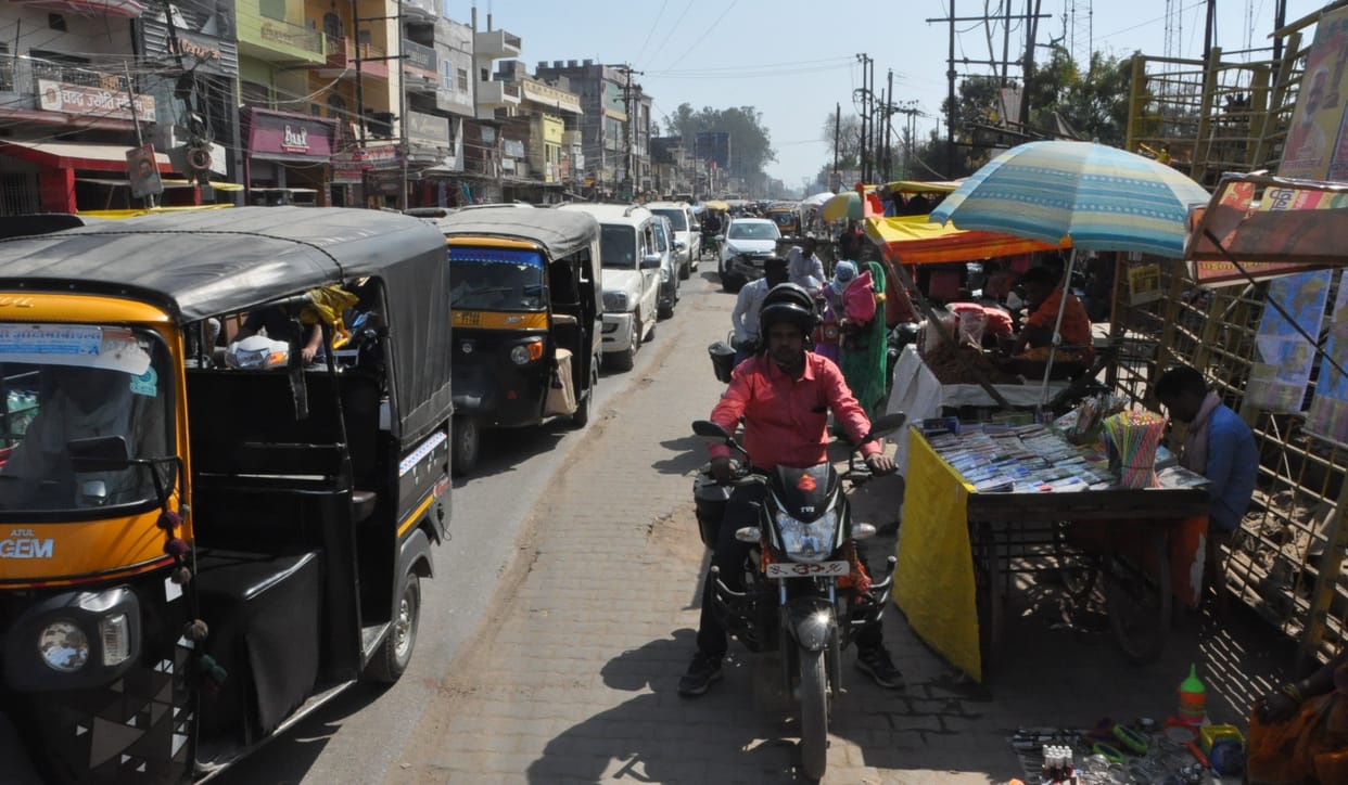 Every intersection of the city in the name of encroachment