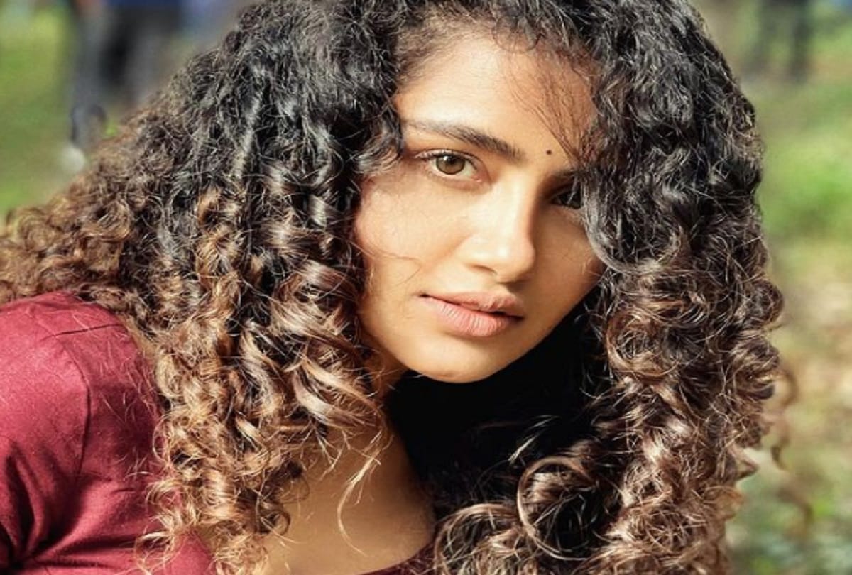 Bihar candidate admit card with Telugu female actress photo goes viral on social media