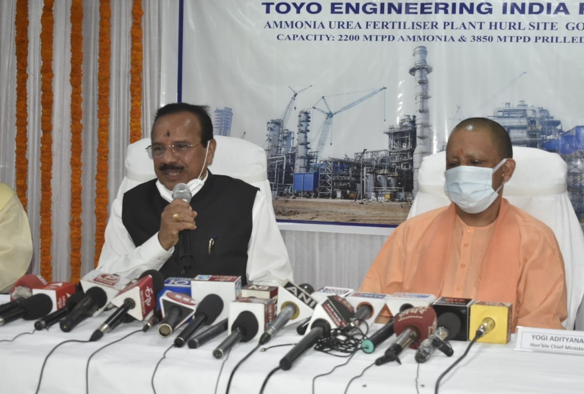 Union fertilizer minister DV Sadanand Gowda said Gorakhpur fertilizer factory will start on June 30