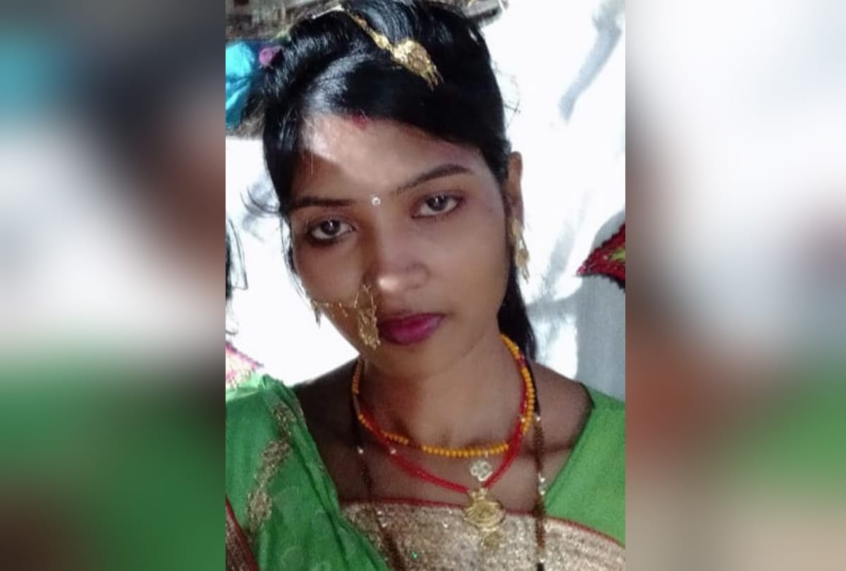 Mother eat poison with three children for jewelry in deoria