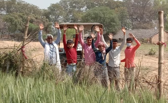 Farmers stopped the work of pouring gas pipes