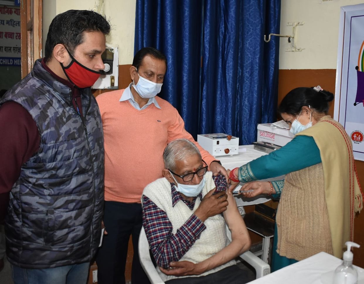 415 seniors have been covered by the covid vaccine so far