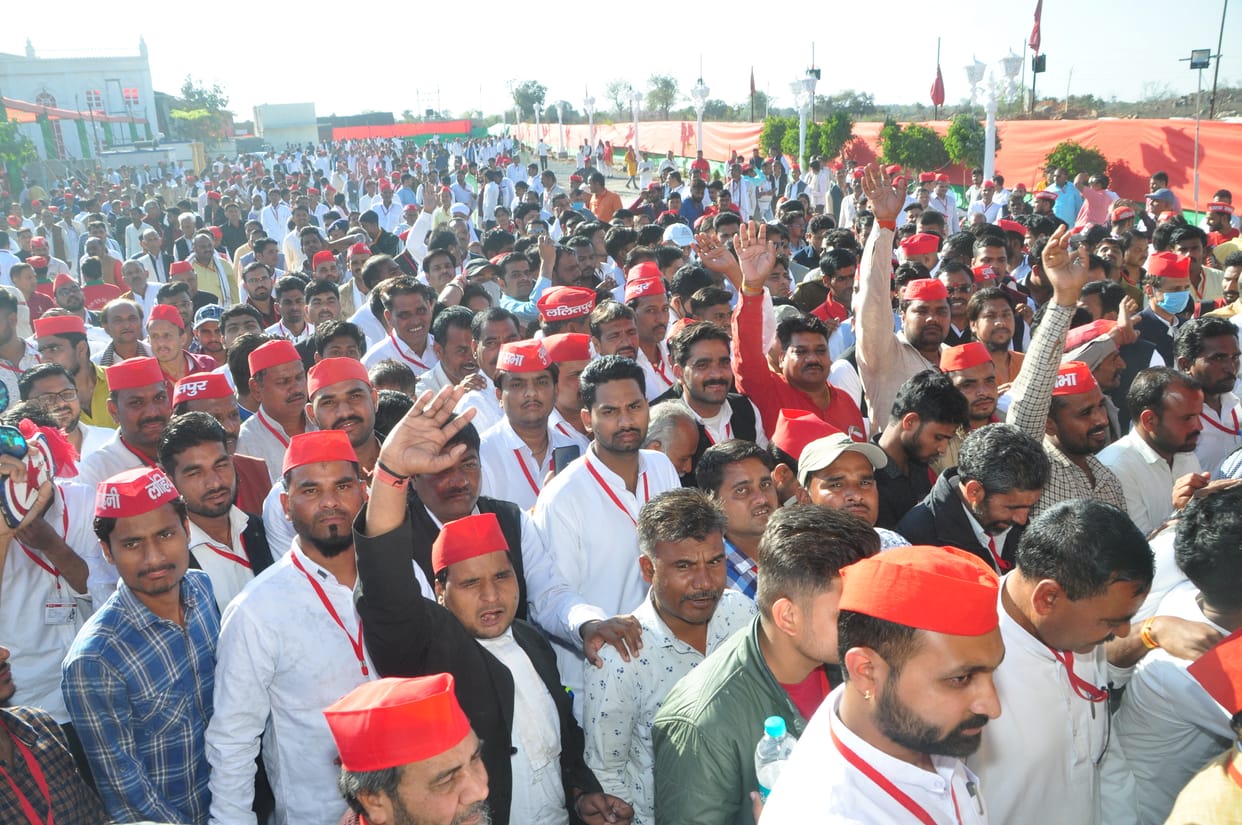 This is not mulayam new twitter SP