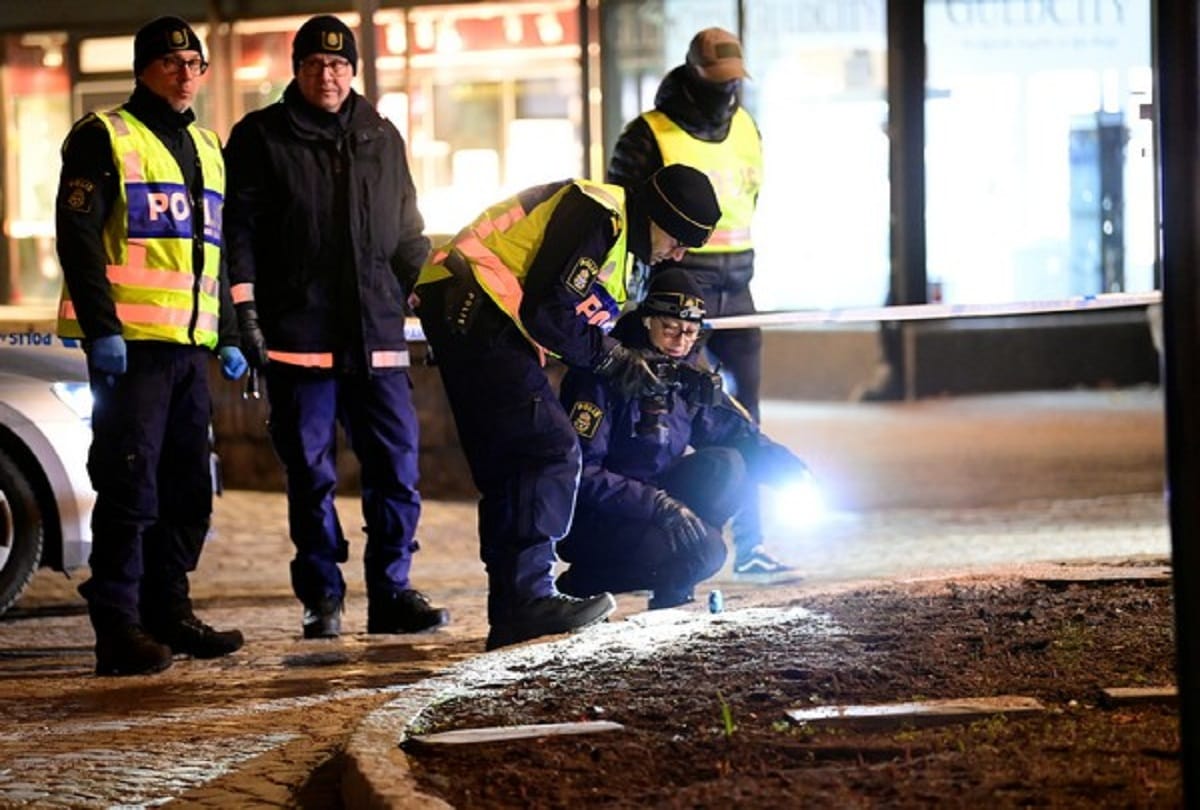 eight people injured in knife attack in Sweden