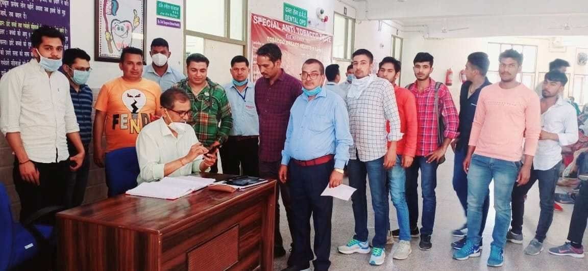 Health Department will give back 500-500 rupees to 300 youths who are investigating for army recruitment