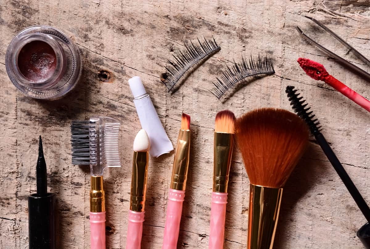 Valentine Day 2024 how to do makeup for Valentine Day