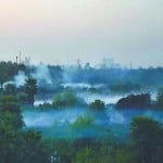 यमुना किनारे पसरा प्रदूषण... कल भी ऐसा ही रहा.