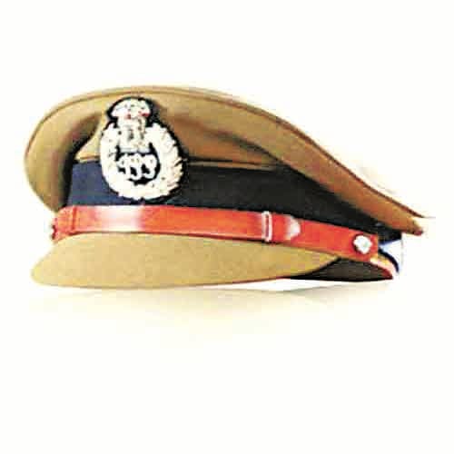 Family give complaint in gomtinagar thana