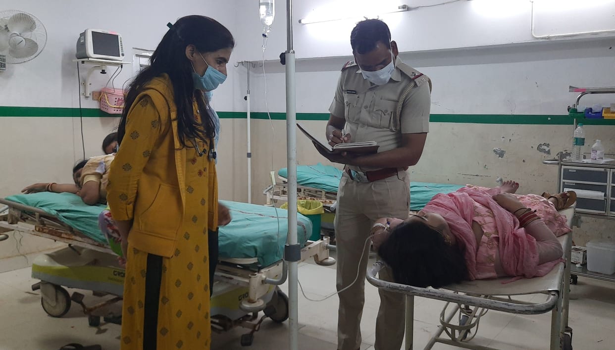 girl die in road accident, tractor colaps scooty, one injured