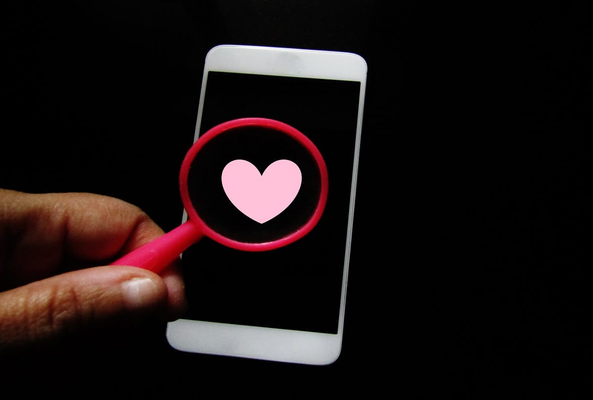Relationship tips Do not make these four mistakes in love relationship can break