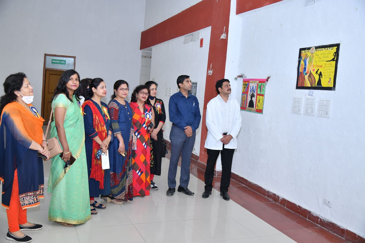 Kanishka and Divya debut in poster competition