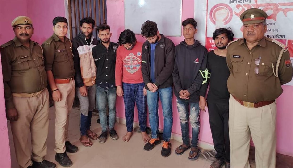 Six crooks arrested