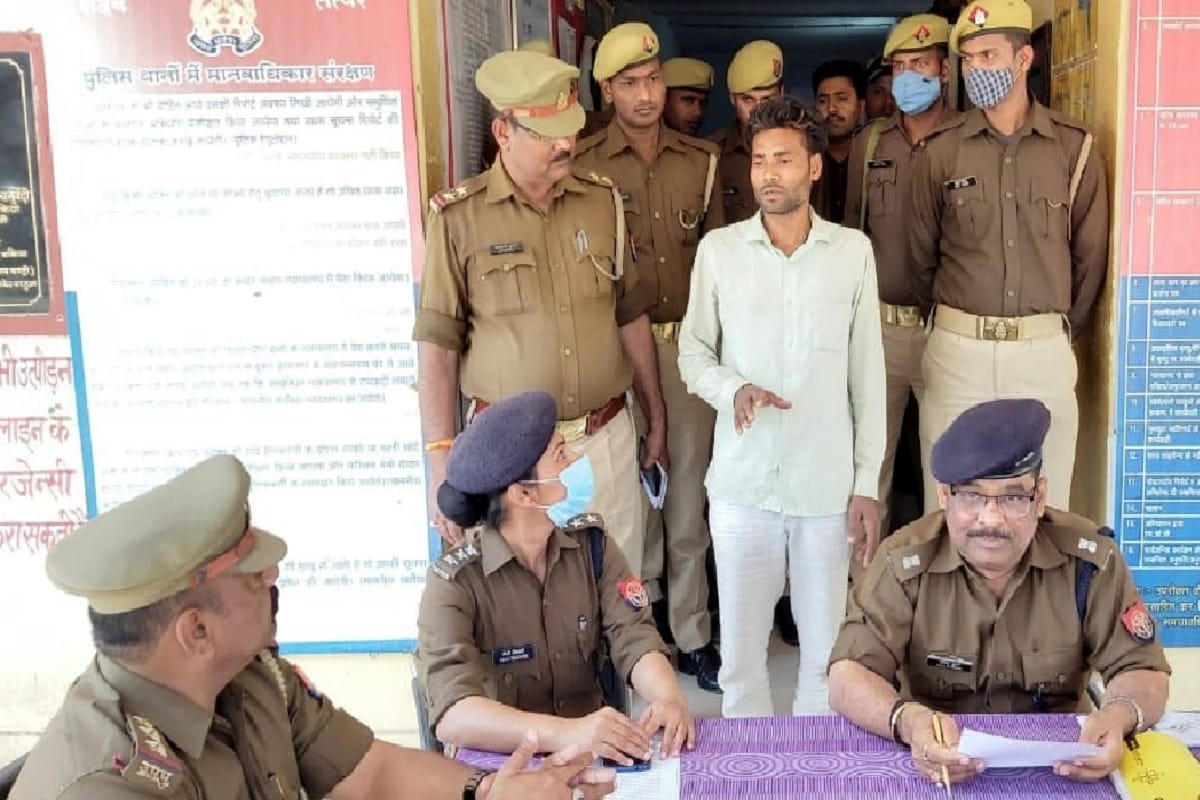 Chandauli crime news husband murdered wife on suspicion of relationship