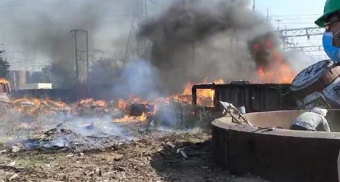Fire in UP steel factory due to spark