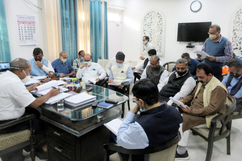 Authority to take strict action on illegal constructions: Mandalayukta