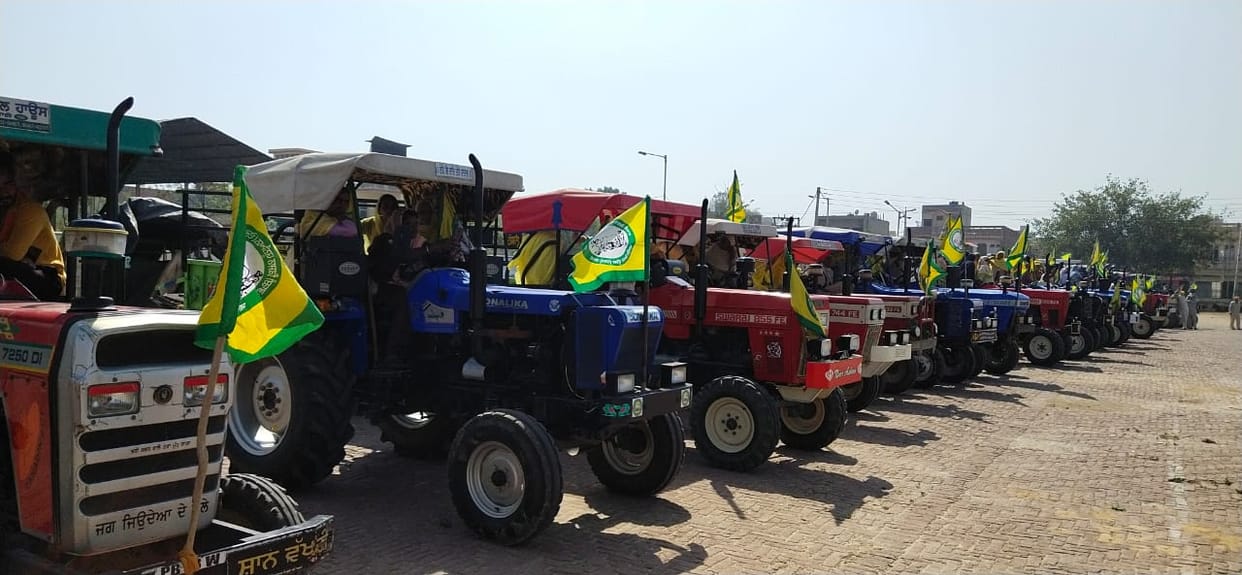 Women farmers took out tractor march in Sangrur