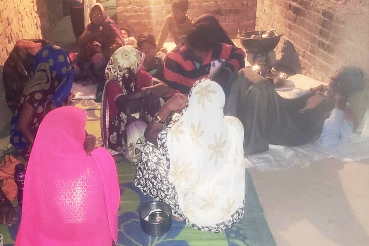 food poisioning,food poisioning tundla,food poisioning news,haiza,bimariyaan garmi