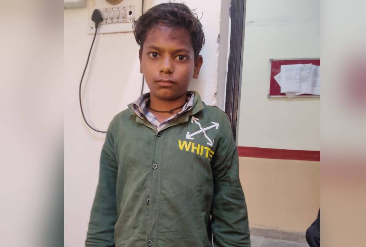 special story of sympathiser Vikas for helped Handicapped boy in Siddharthnagar