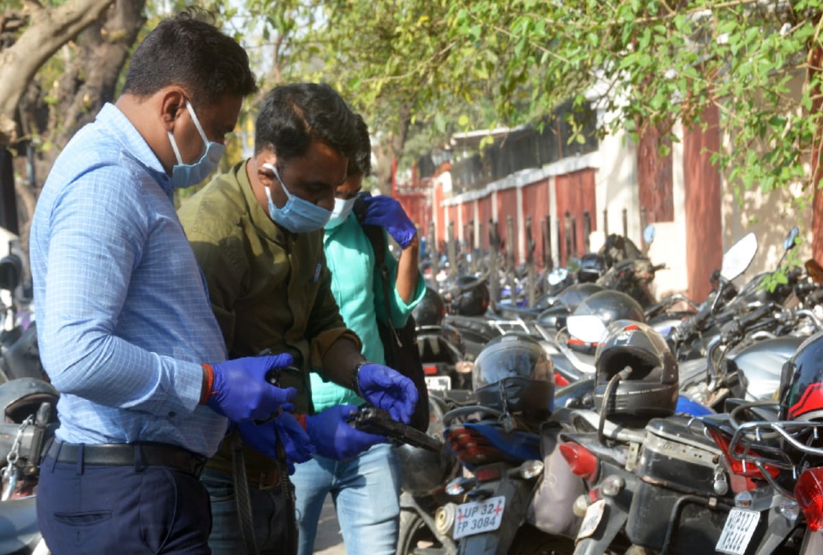 Sub Inspector wrote a letter to Chief Minister Yogi Adityanath Before suicide in lucknow see photos