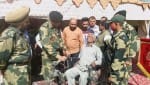 सीमा सुरक्षावल के आईजी एनके जंम्बाल पाक गोलवारी में वाजू गवा चुके अजीत सिंह को ट्राई साईक्ल मुहै?