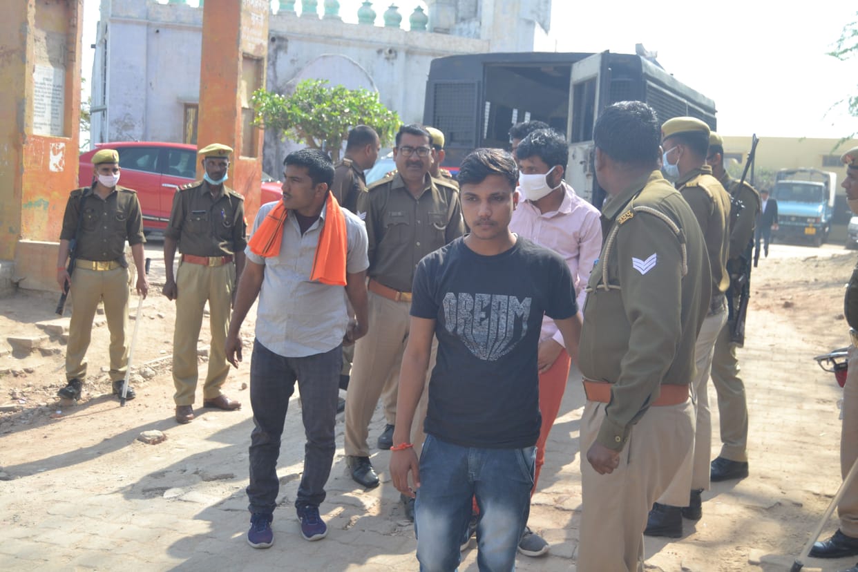Hathras: Four accused produced in court in Bitiya case, testimony of brother of deceased