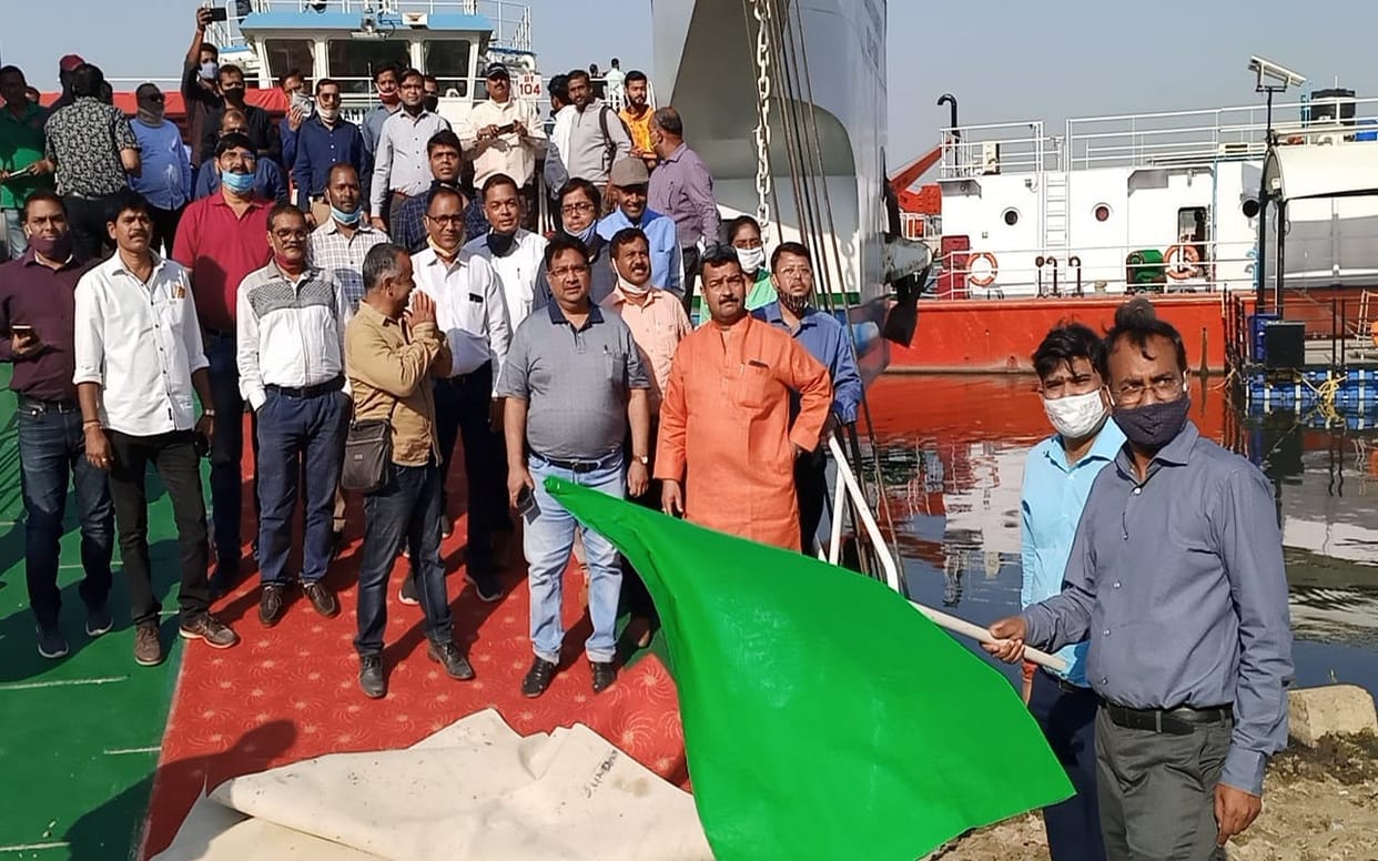 Tourists will be able to visit Ganga with Ro-Ro service boat