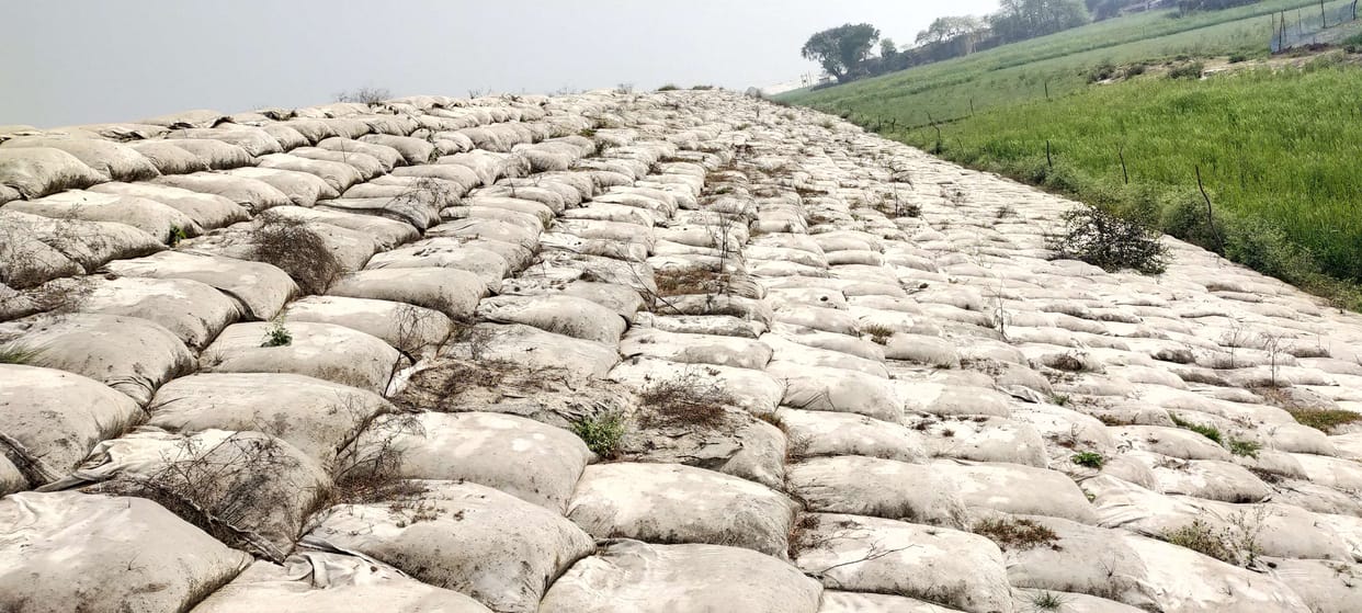 Not even a year was complete, Jio bags started bursting, sand started flying