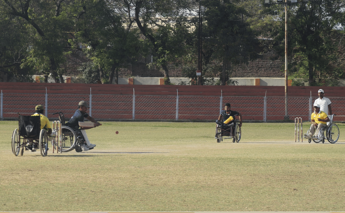 Divyang Cricket Competition: players played cricket by wheel chair in varanasi