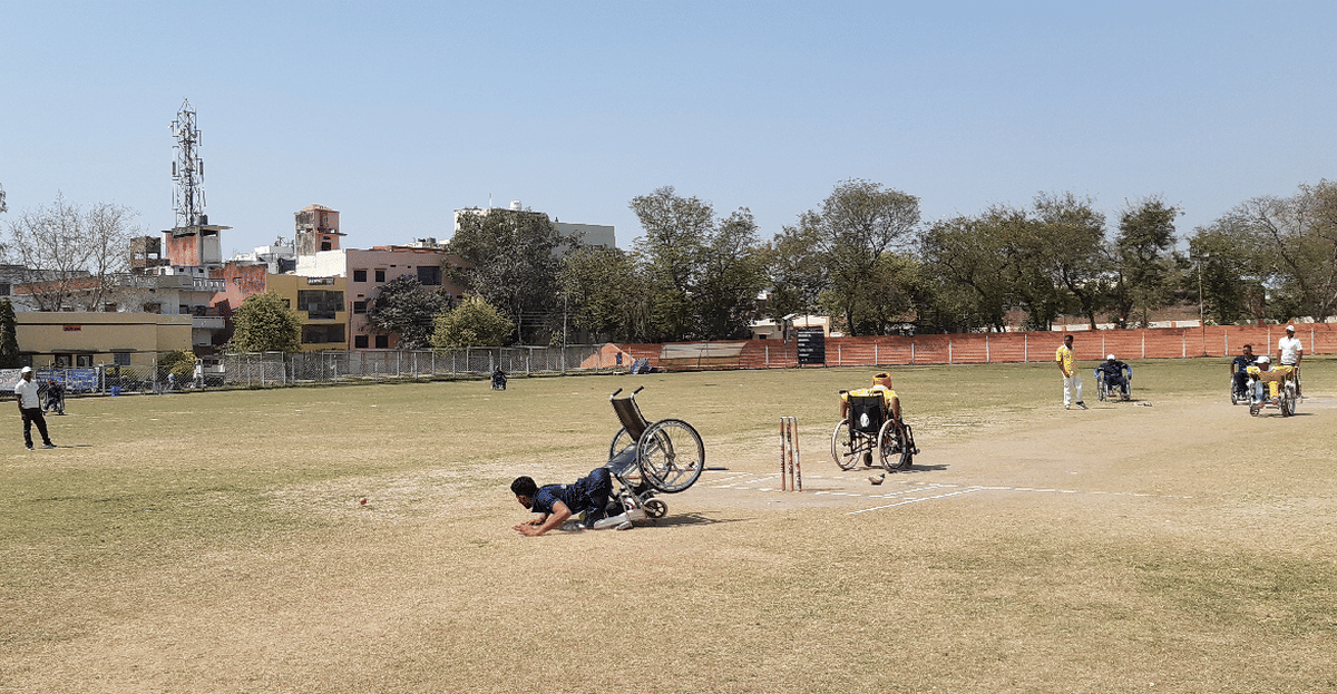Divyang Cricket Competition: players played cricket by wheel chair in varanasi