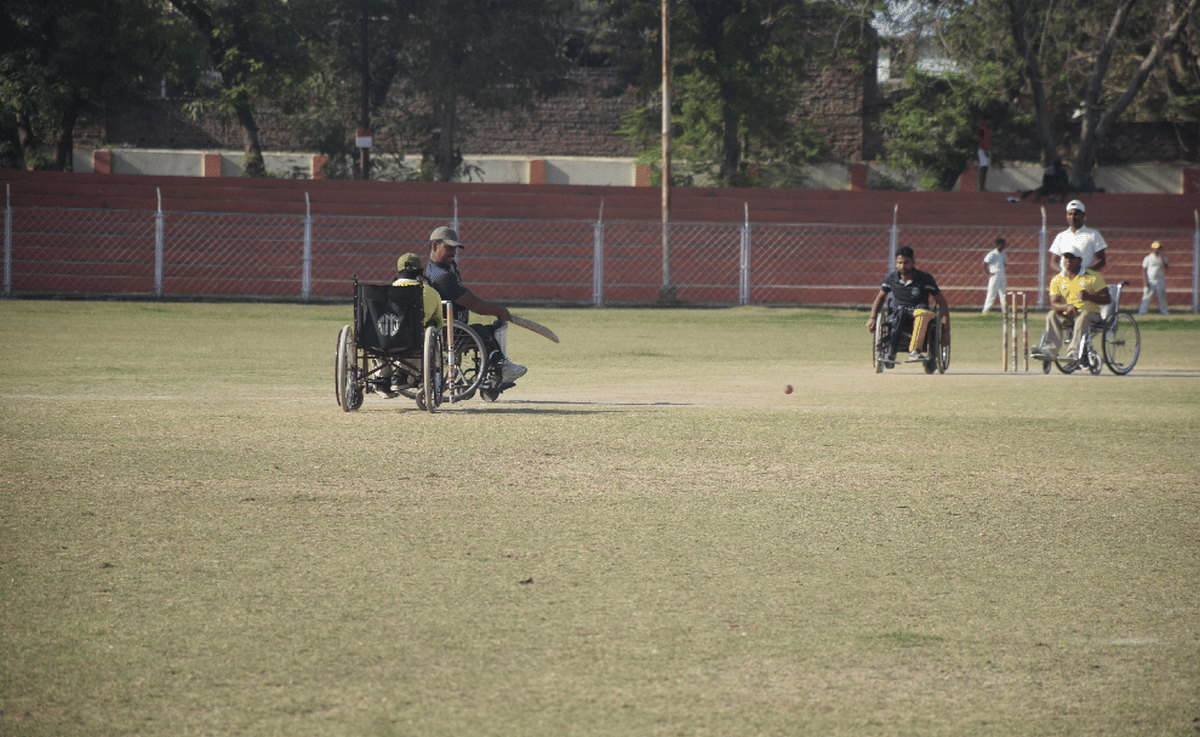 Divyang Cricket Competition: players played cricket by wheel chair in varanasi