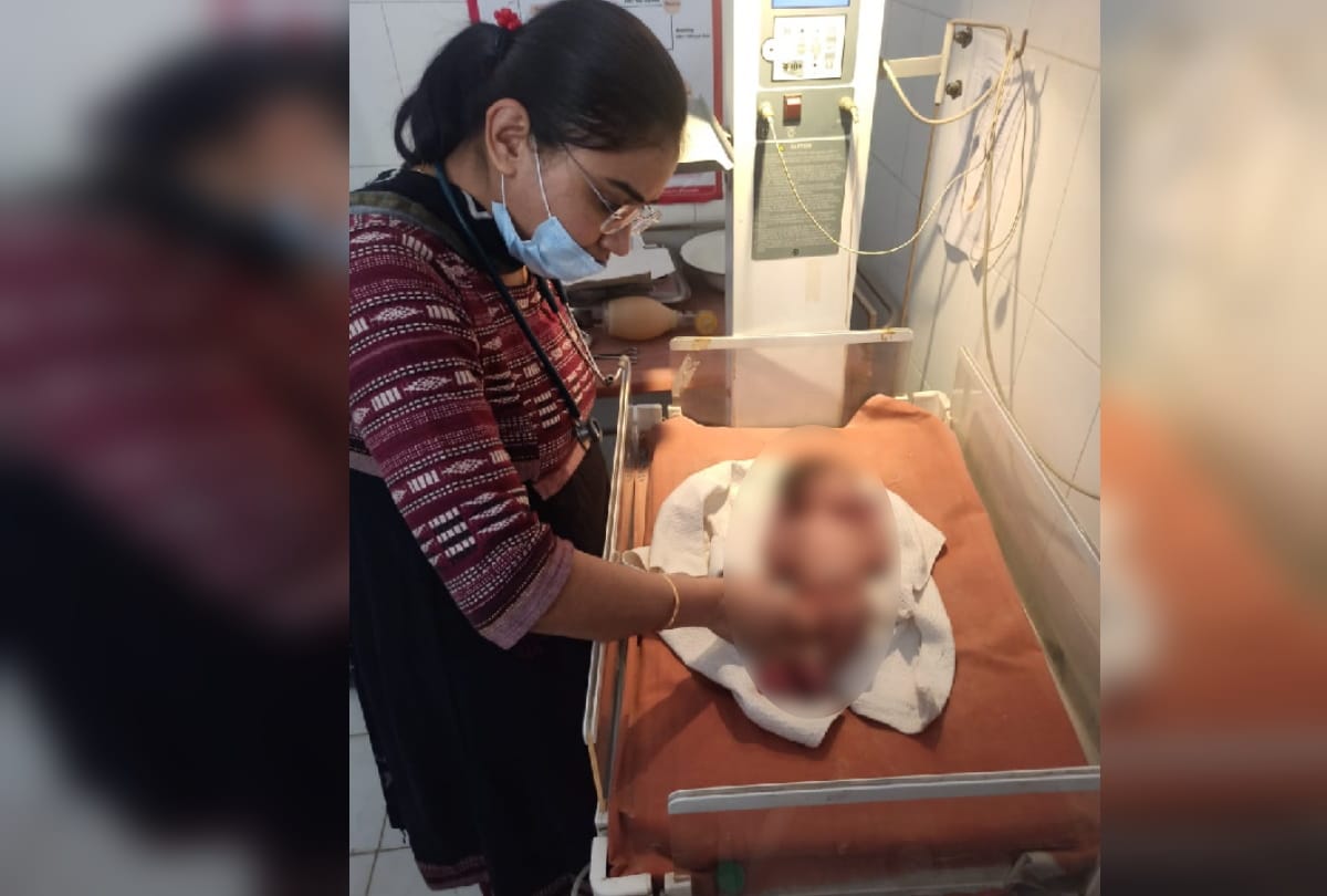 Newborn girl thrown on road in sahajanwa Gorakhpur