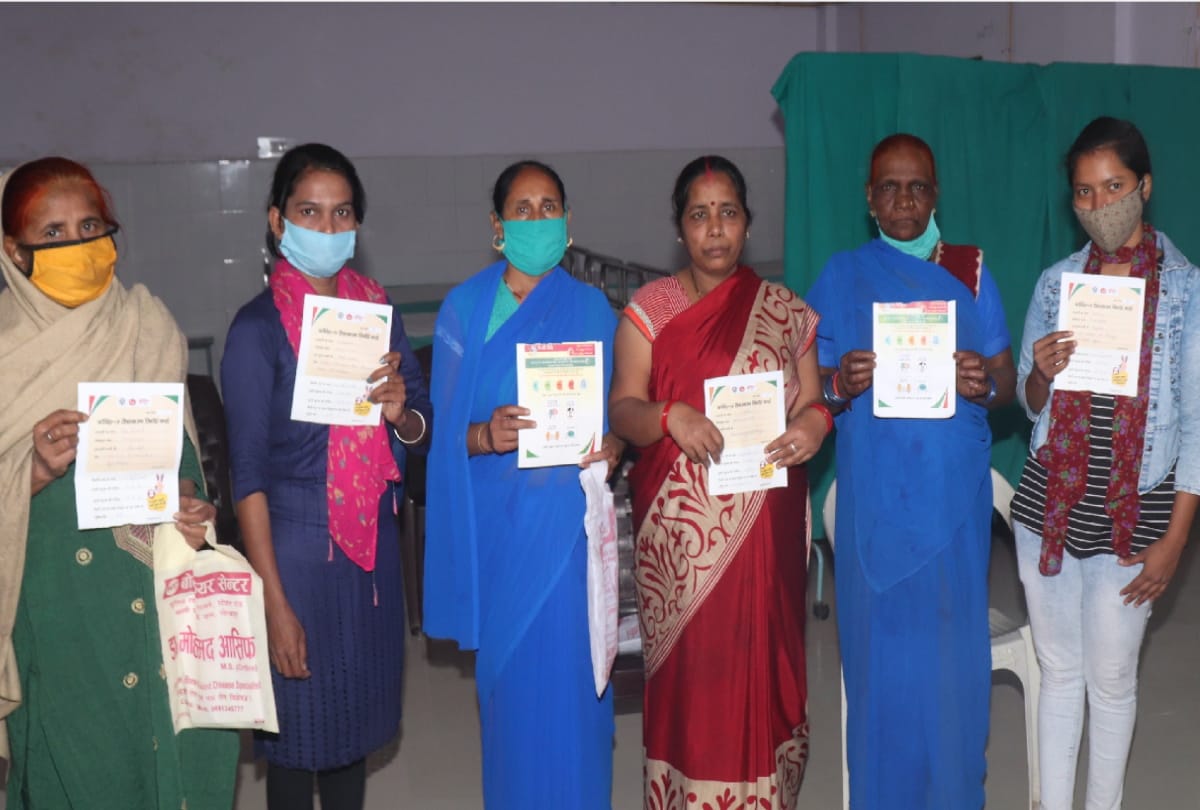 Corona Vaccination in Gorakhpur UP News