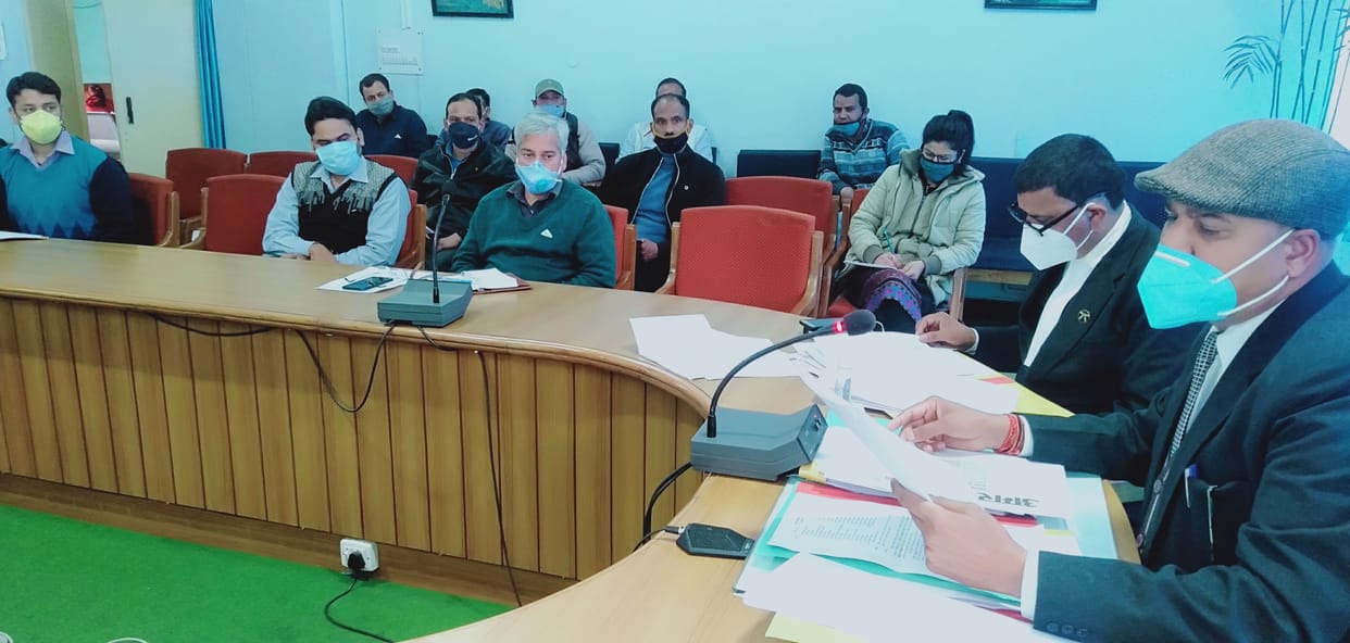 Trade fair held in Bauri and Ghansali without permission