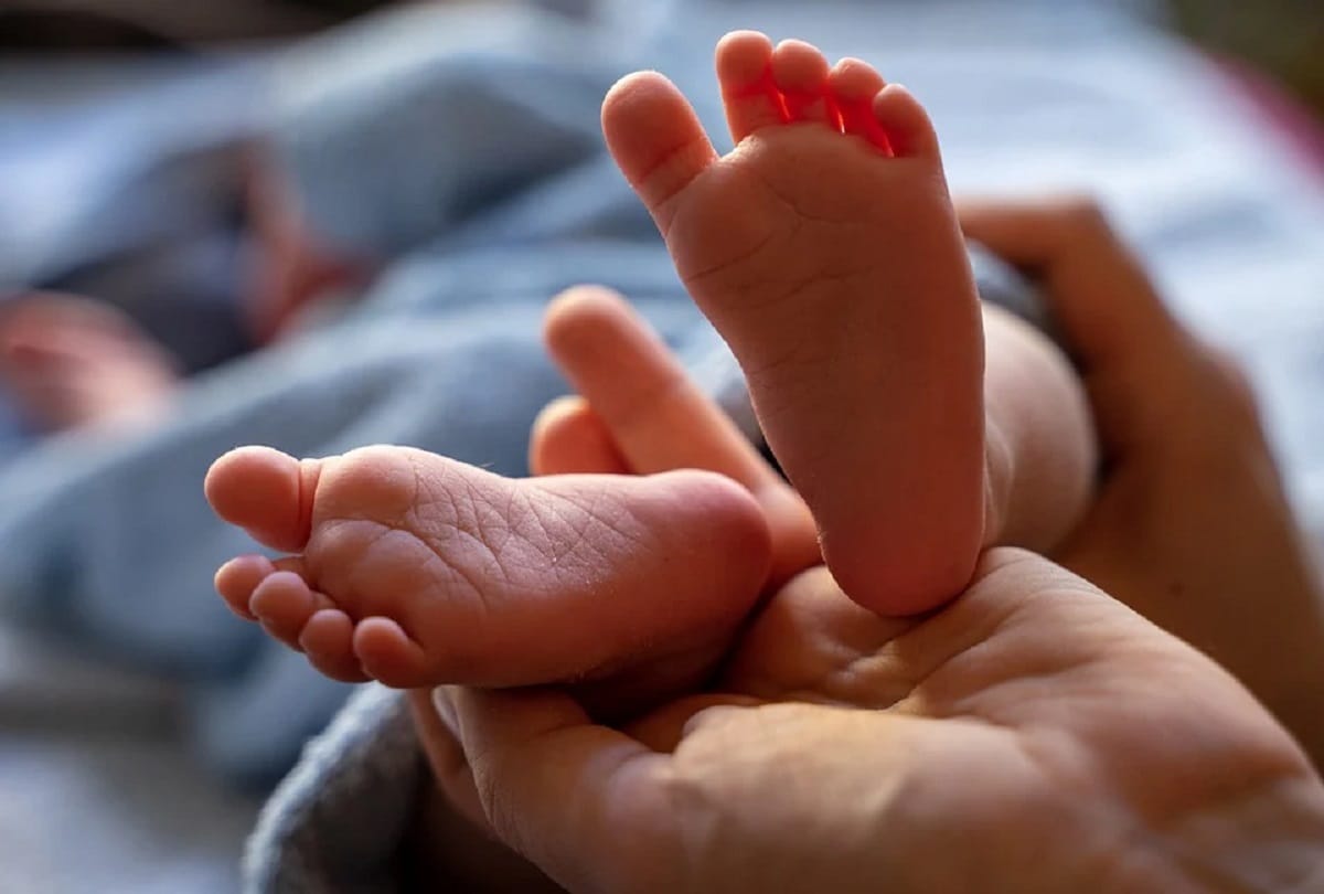 Newborn died due to negligence of doctors in Sidhi district hospital