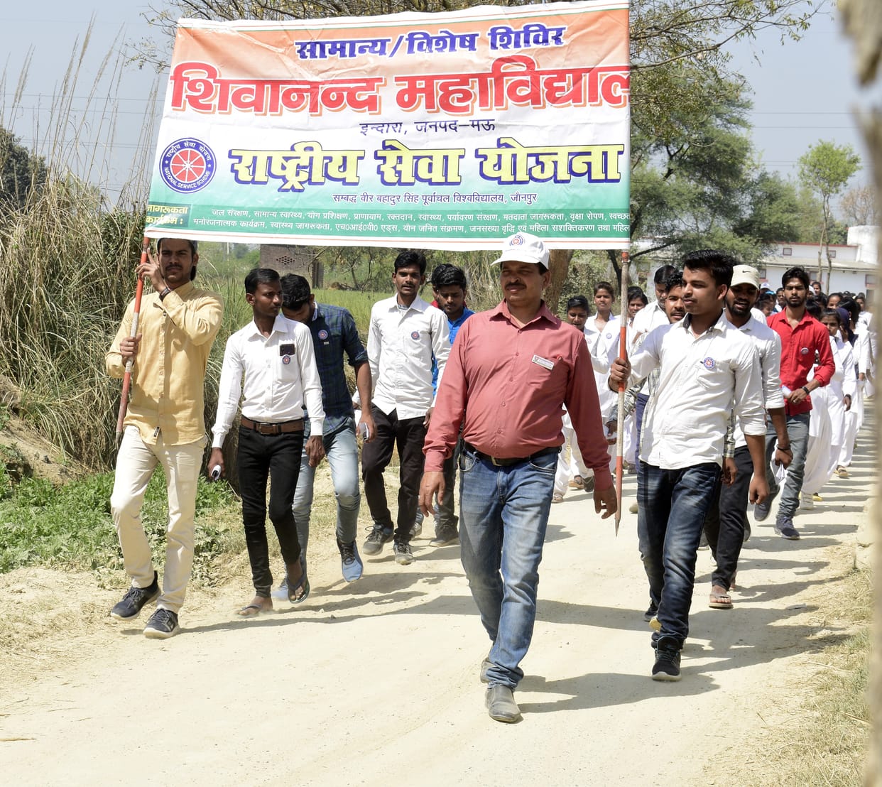 Students cleanly conveyed the message of cleanliness