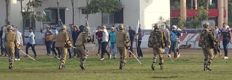 Riot control rehearsal: Hurafatis set fire to Holi, police chased